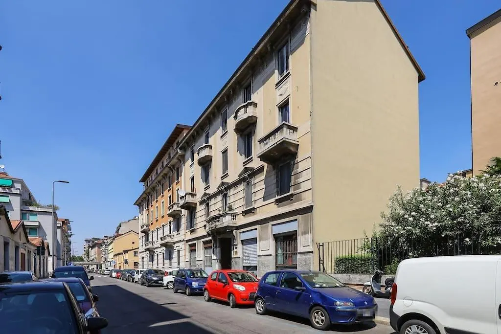 Loft-55 Navigli-Bocconi contacts